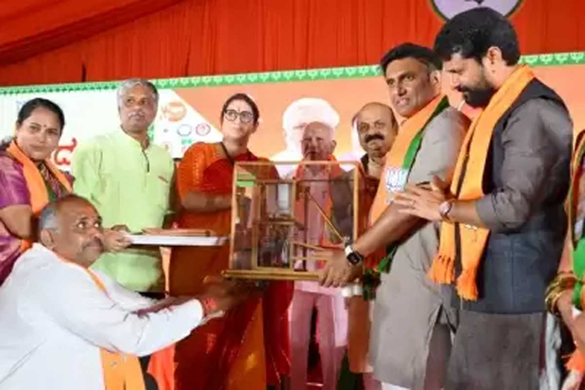 कर्नाटक में बीजेपी के मेगा इवेंट में उमड़ी भारी भीड, कांग्रेस को सत्ता से दूर रखने का लिया संकल्प